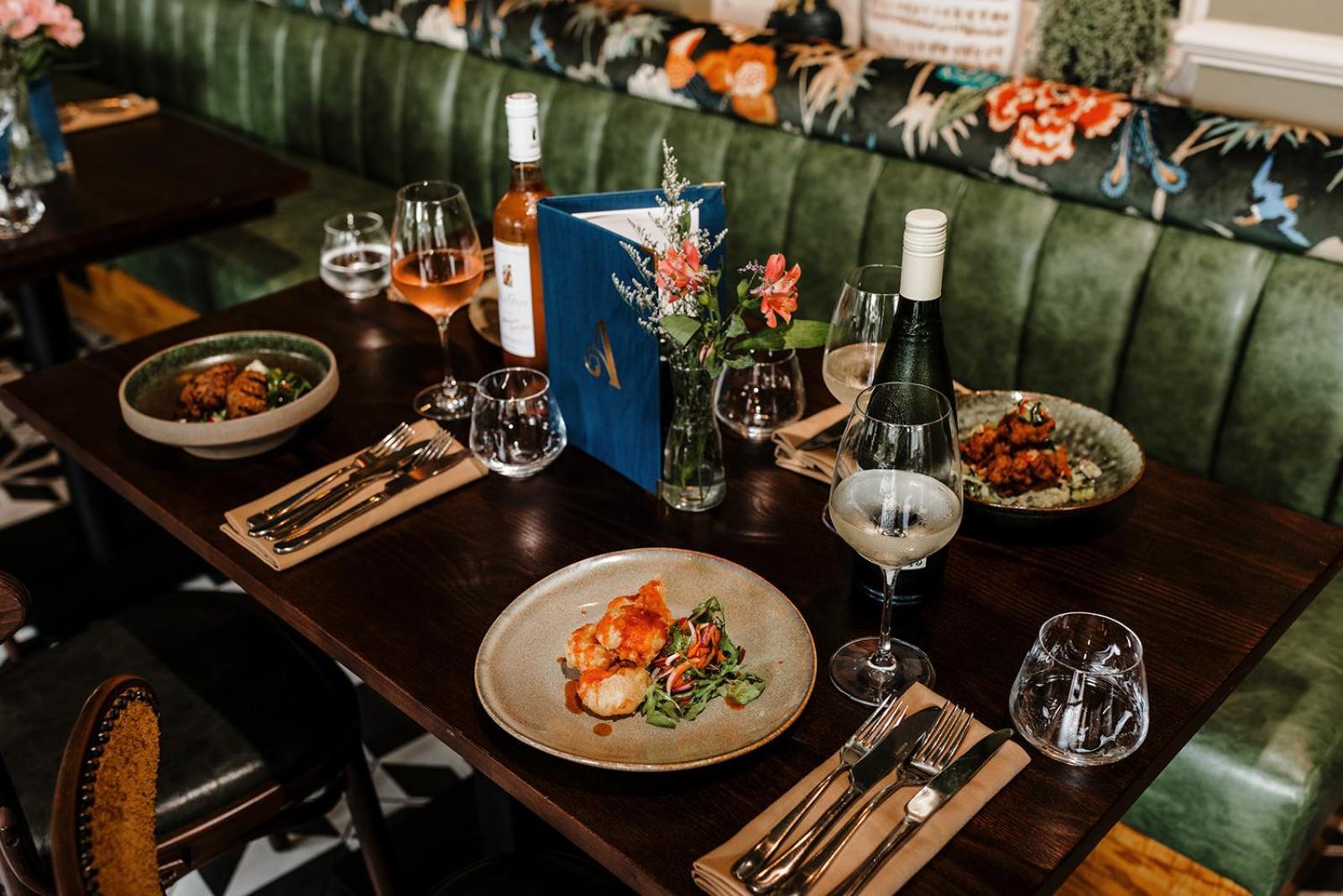 ホテル The Ashford Arms ベイクウェル エクステリア 写真