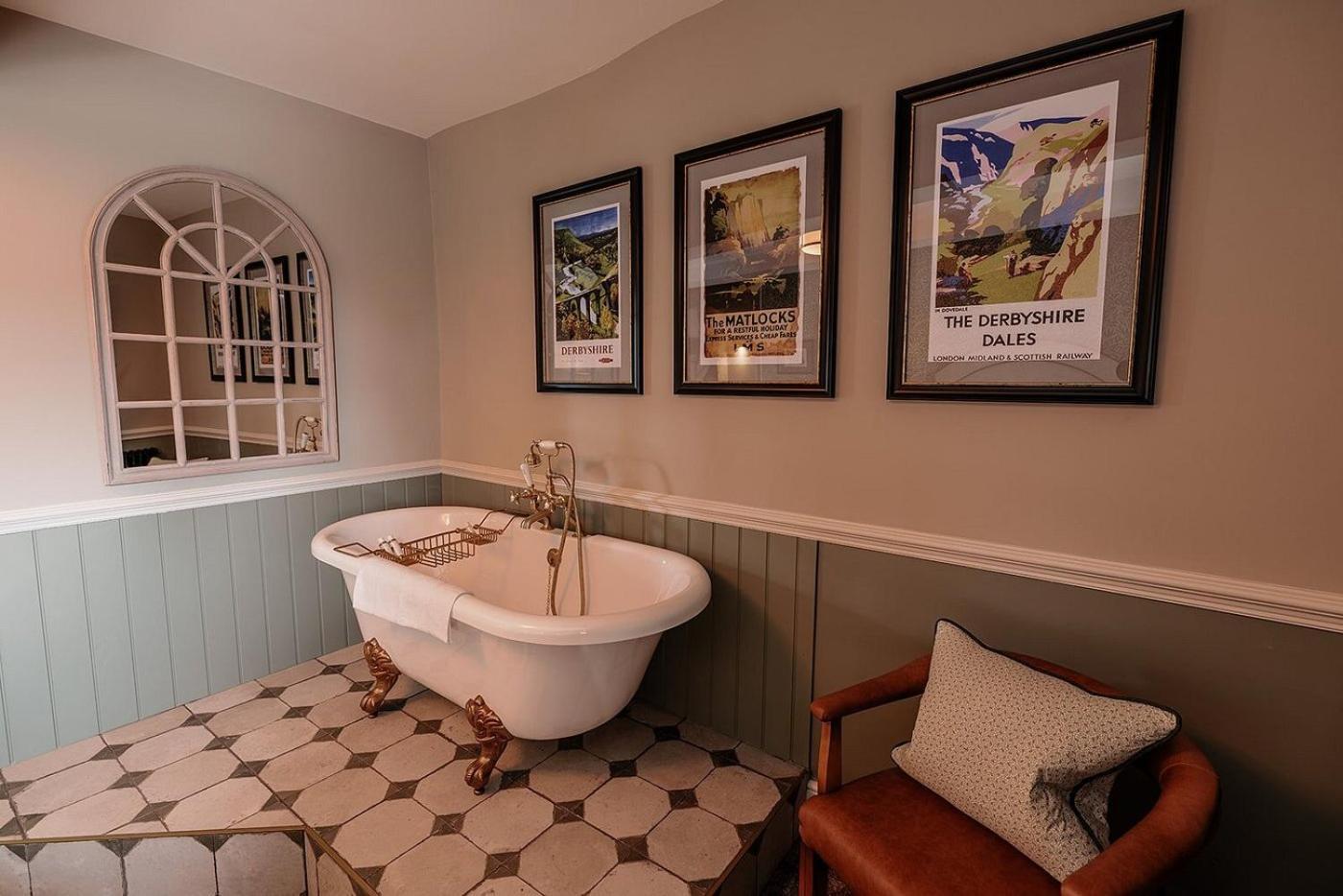 ホテル The Ashford Arms ベイクウェル エクステリア 写真